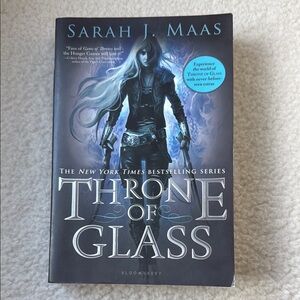 Throne of Glass OOP Paperback Book